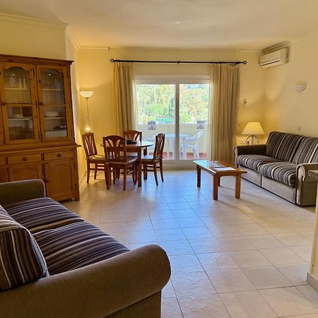 Kingfisher Apartments Benal Beach ベナルマデナ エクステリア 写真