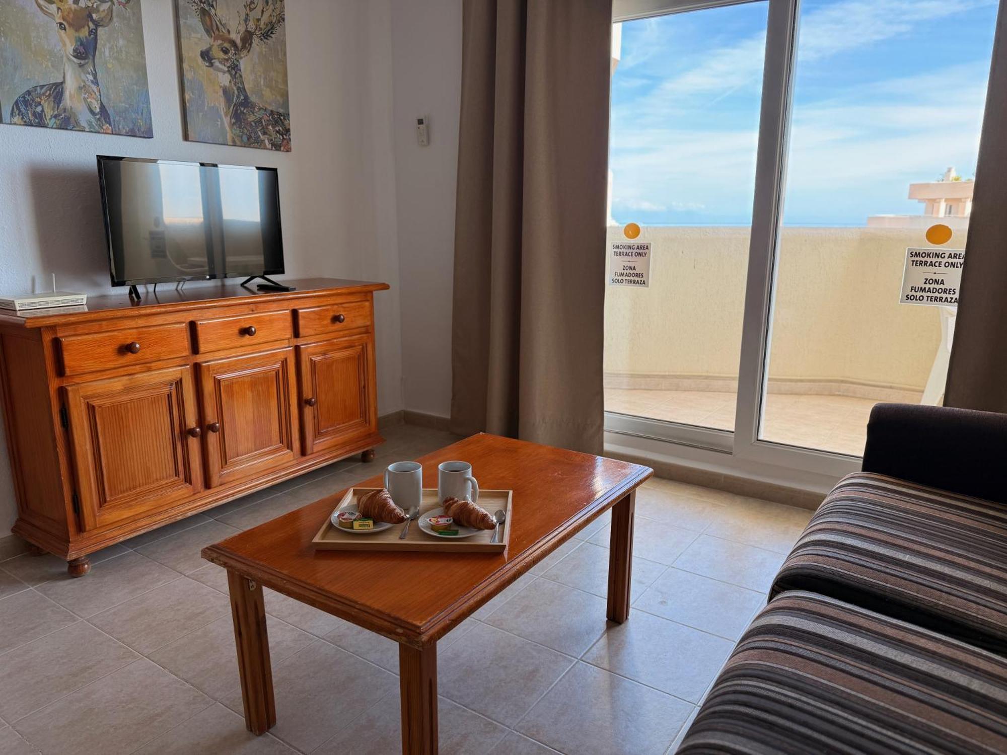 Kingfisher Apartments Benal Beach ベナルマデナ エクステリア 写真