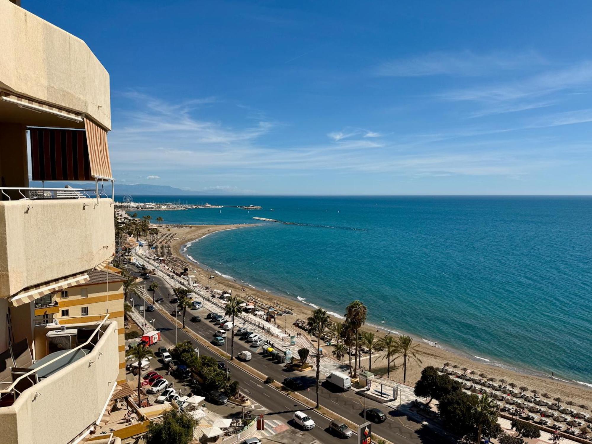 Kingfisher Apartments Benal Beach ベナルマデナ エクステリア 写真