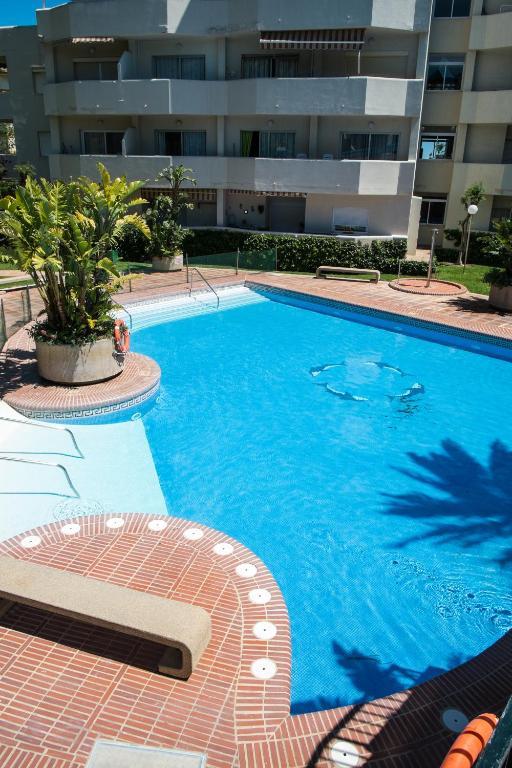 Kingfisher Apartments Benal Beach ベナルマデナ エクステリア 写真